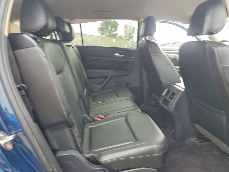 Photo 11 from auction – 2018 VOLKSWAGEN ATLAS SE with VIN 1V2DR2CA8JC520033