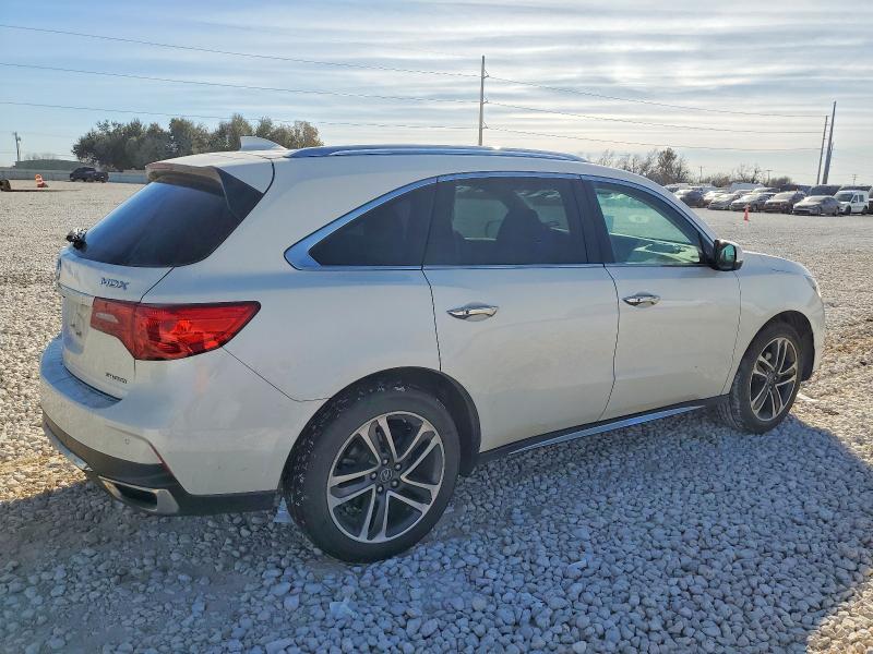 Photo 3 from auction – 2017 ACURA MDX with VIN 5FRYD4H92HB034373