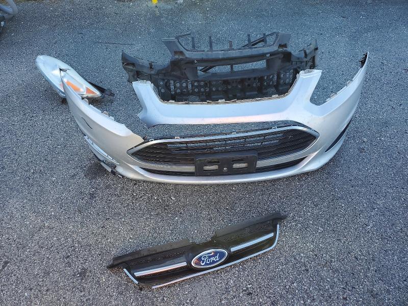 Photo 13 from auction – 2017 FORD C-MAX with VIN 1FADP5AU7HL113827