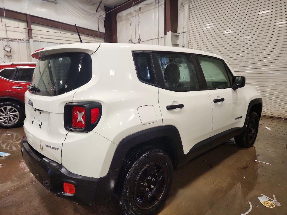 Photo 3 from auction – 2018 JEEP RENEGADE S with VIN ZACCJBAB8JPJ00975