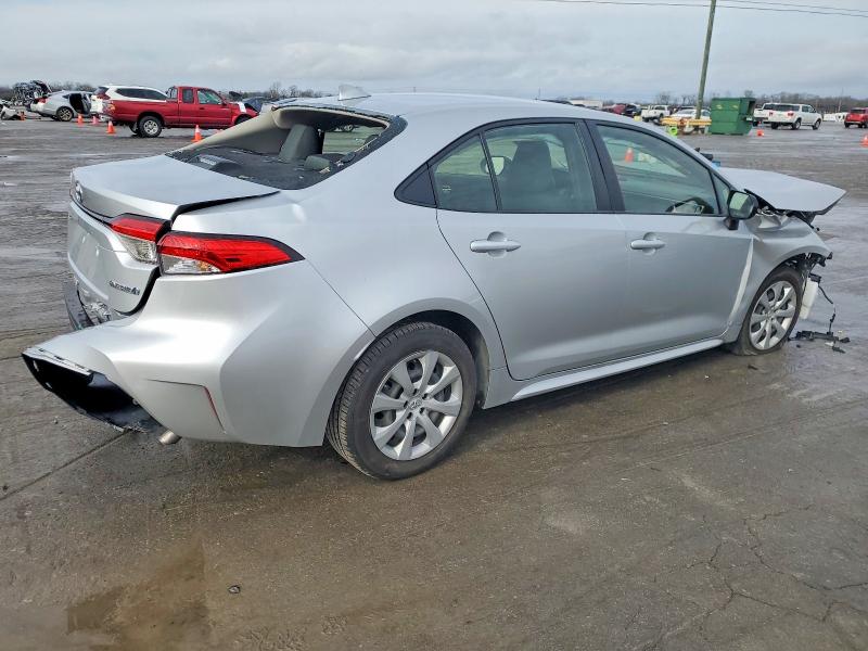 Zdjęcie 3 z aukcji – 2024 TOYOTA COROLLA LE z VIN JTDBCMFE2RJ033177
