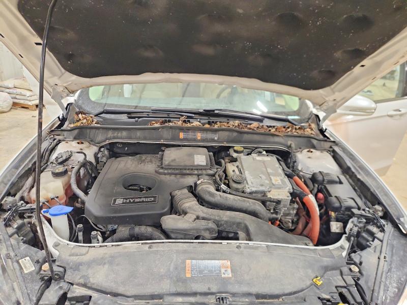 Photo 11 from auction – 2014 FORD FUSION SE with VIN 3FA6P0LU2ER235873