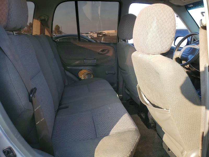 Photo 11 from auction – 1999 CHEVROLET TRACKER with VIN 2CNBJ13C5X6919894