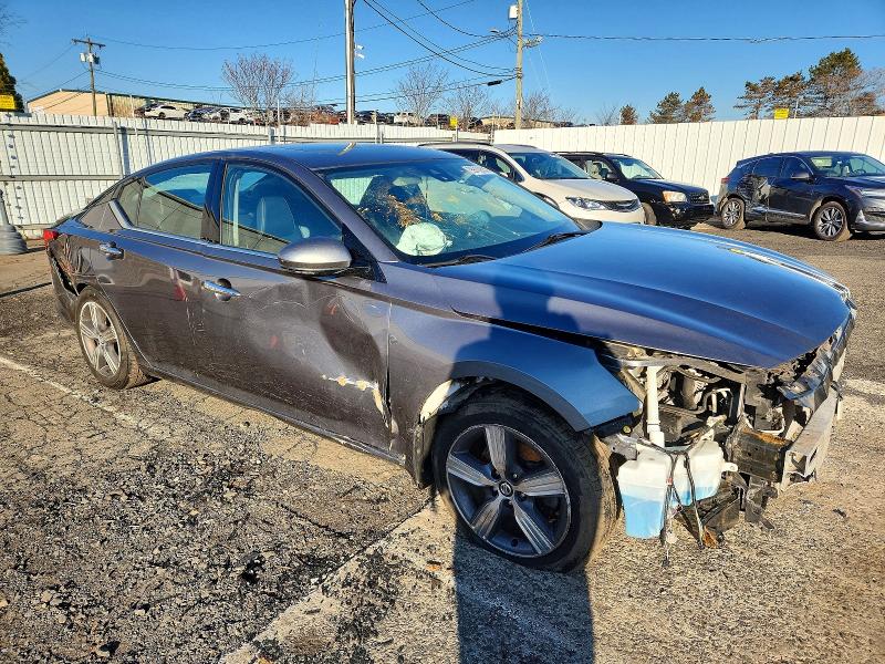 Photo 4 from auction – 2019 NISSAN ALTIMA with VIN 1N4BL4EV4KC102629