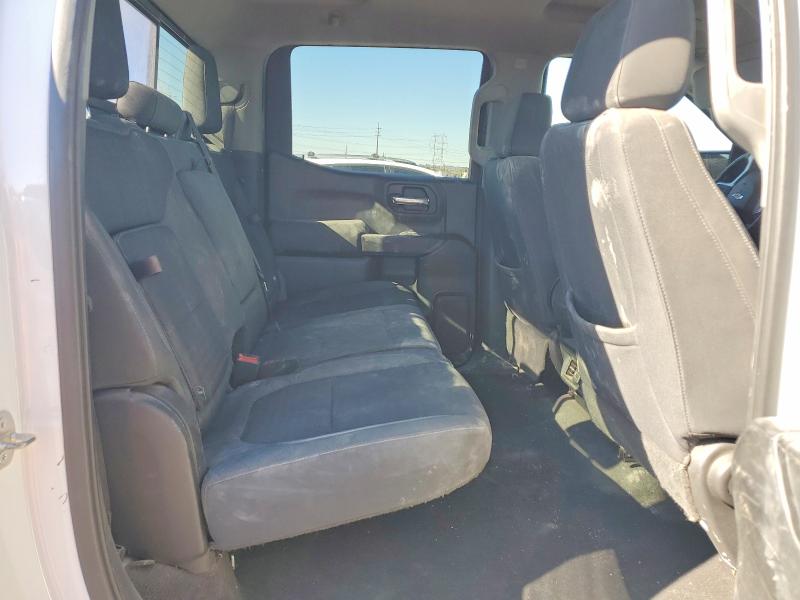 Photo 10 from auction – 2019 CHEVROLET SILVERADO with VIN 1GCUYDED5KZ184797