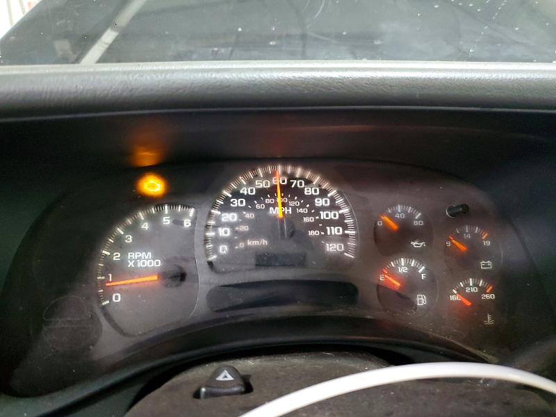 Photo 9 from auction – 2004 CHEVROLET SILVERADO with VIN 1GCEK19T24E247726