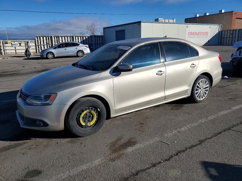 VOLKSWAGEN JETTA SEL 2014 with VIN 3VWL07AJ4EM236357 - Photo from auction