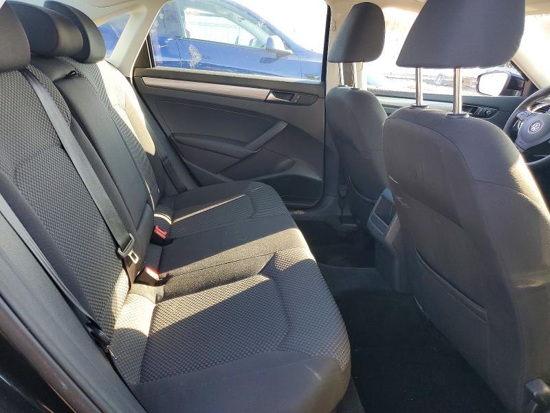 Photo 10 from auction – 2013 VOLKSWAGEN PASSAT S with VIN 1VWAP7A36DC006470