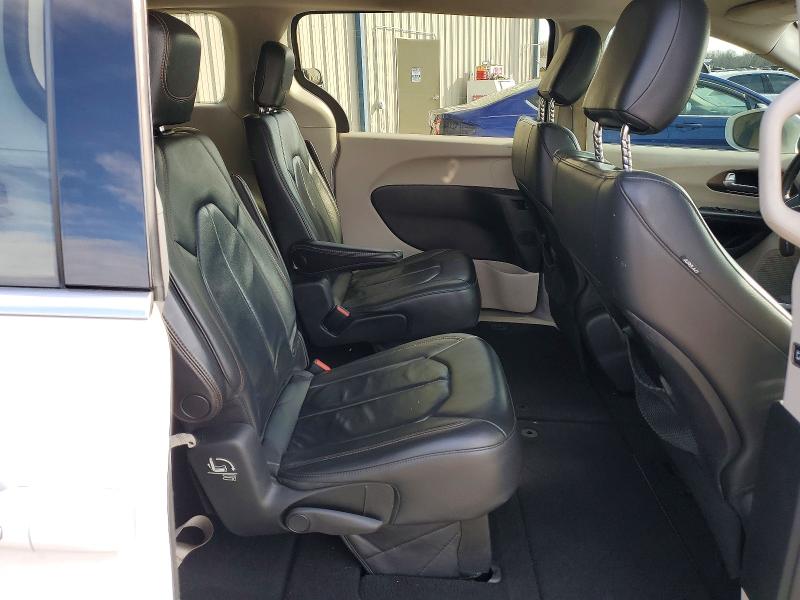 Photo 11 from auction – 2017 CHRYSLER PACIFICA T with VIN 2C4RC1BG5HR524244