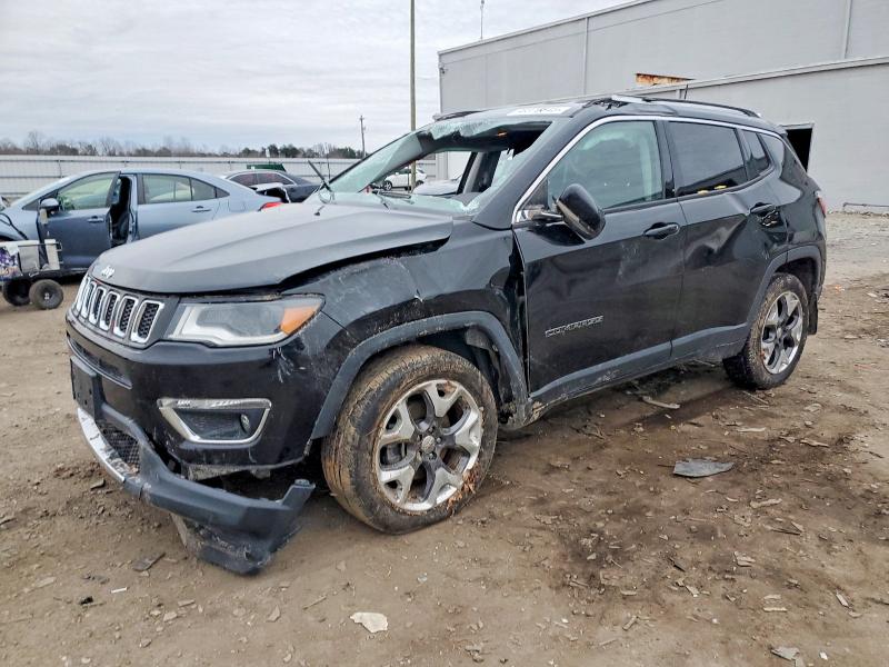 JEEP COMPASS 2018 with VIN 3C4NJDCB6JT341382 - Photo from auction