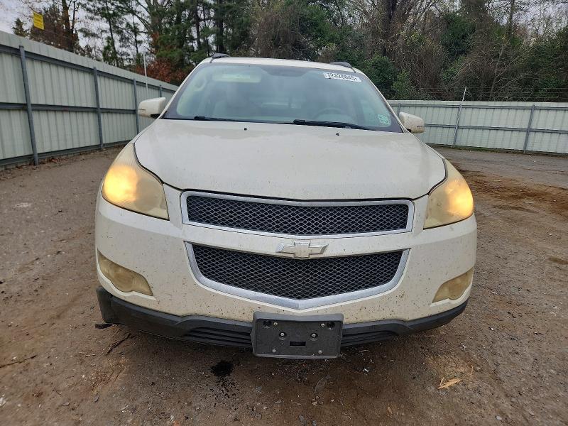 Photo 5 from auction – 2011 CHEVROLET TRAVERSE L with VIN 1GNKRJED0BJ395575