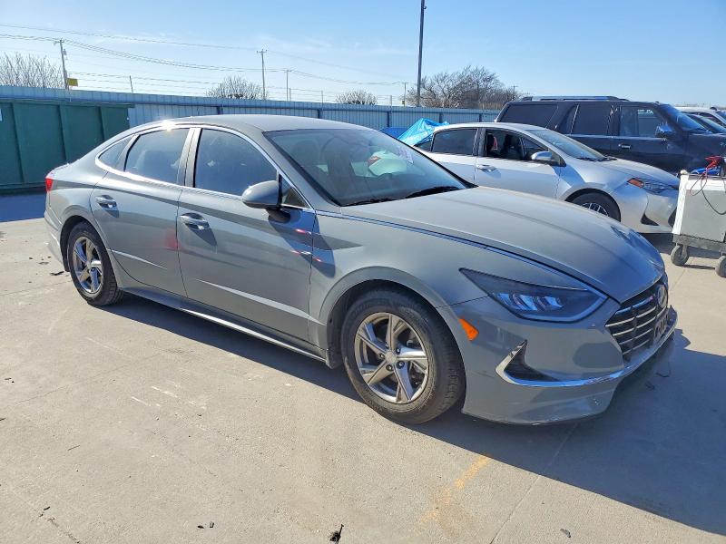Photo 4 from auction – 2021 HYUNDAI SONATA with VIN 5NPEG4JA5MH087953