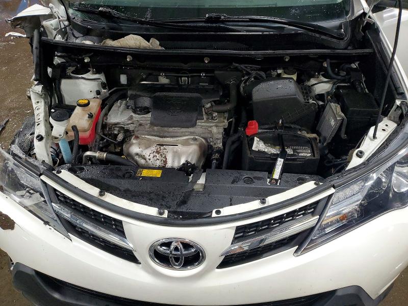 Photo 12 from auction – 2015 TOYOTA RAV4 LIMIT with VIN 2T3DFREV4FW310455