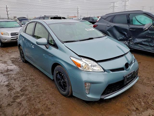 Photo 4 from auction – 2014 TOYOTA PRIUS with VIN JTDKN3DU3E1797483