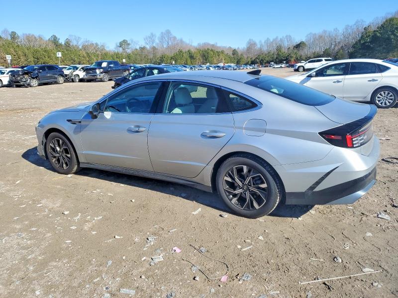 Photo 2 from auction – 2025 HYUNDAI SONATA with VIN KMHL64JA7SA436203