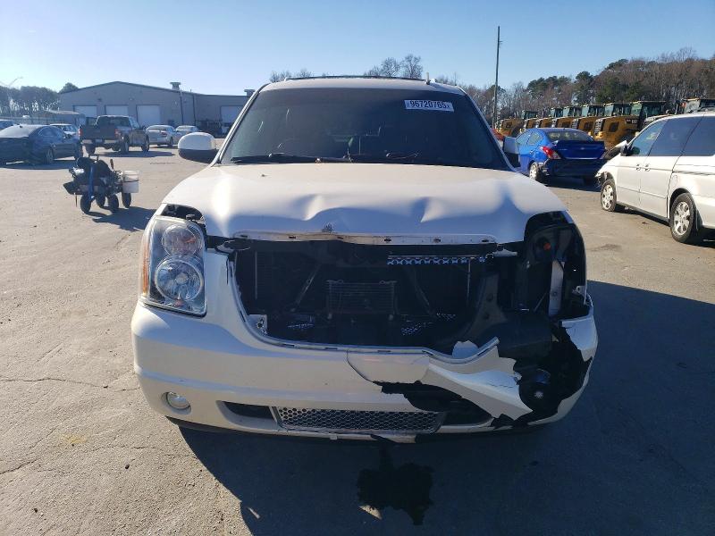 Photo 5 from auction – 2013 GMC YUKON DENA with VIN 1GKS2EEF4DR105854