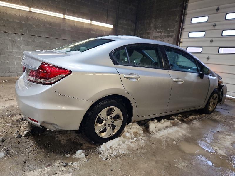 Photo 3 from auction – 2015 HONDA CIVIC LX with VIN 19XFB2F56FE102583