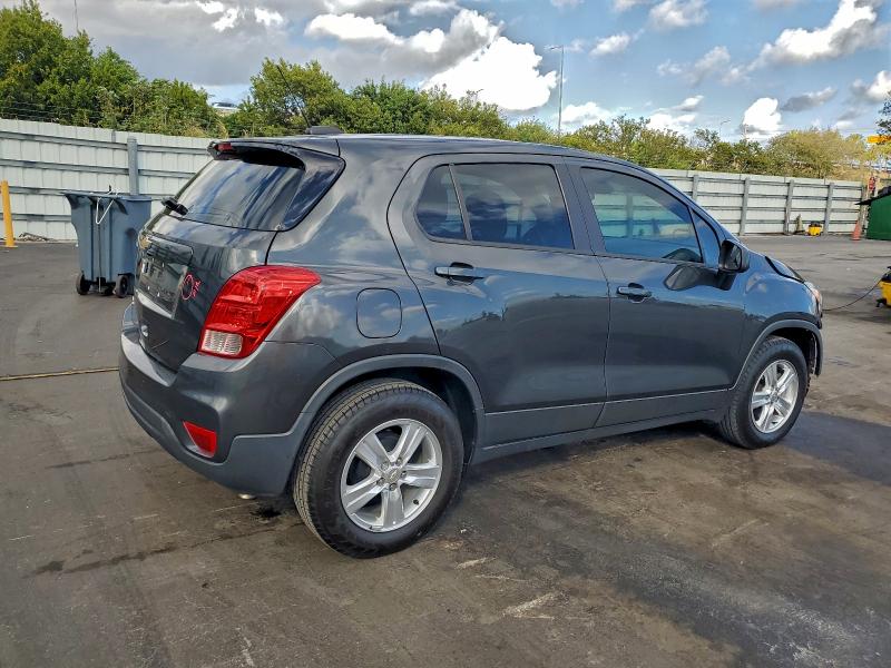 Photo 3 from auction – 2019 CHEVROLET TRAX LS with VIN 3GNCJKSB6KL345129