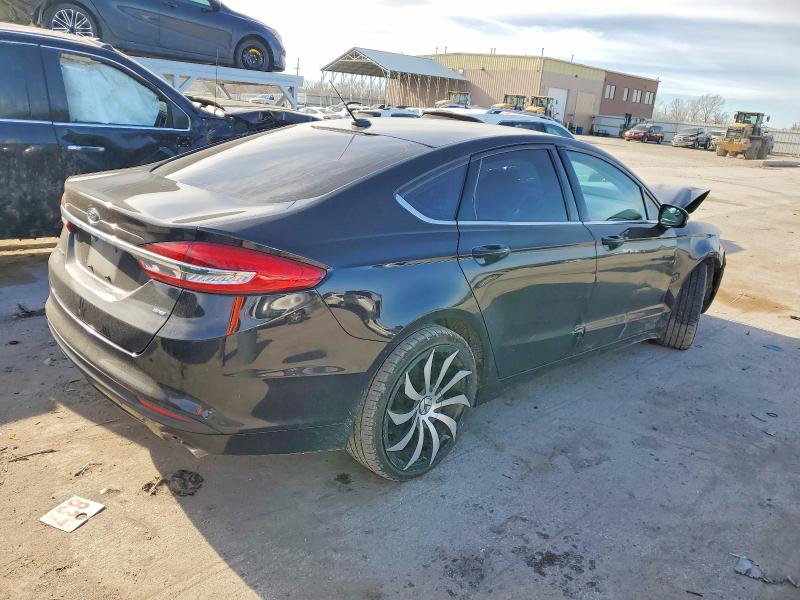 Photo 3 from auction – 2018 FORD FUSION SE with VIN 3FA6P0H72JR225535