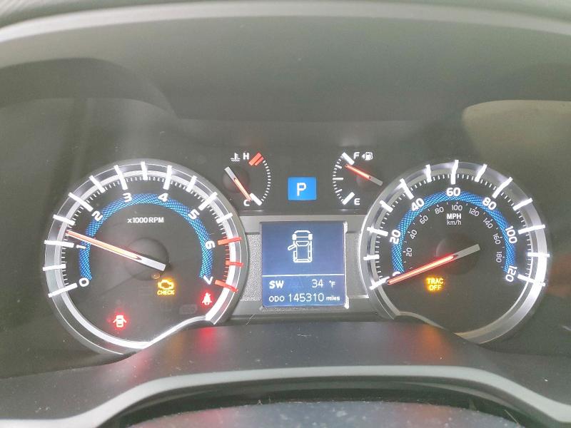 Photo 9 from auction – 2018 TOYOTA 4RUNNER SR with VIN JTEBU5JR2J5551067