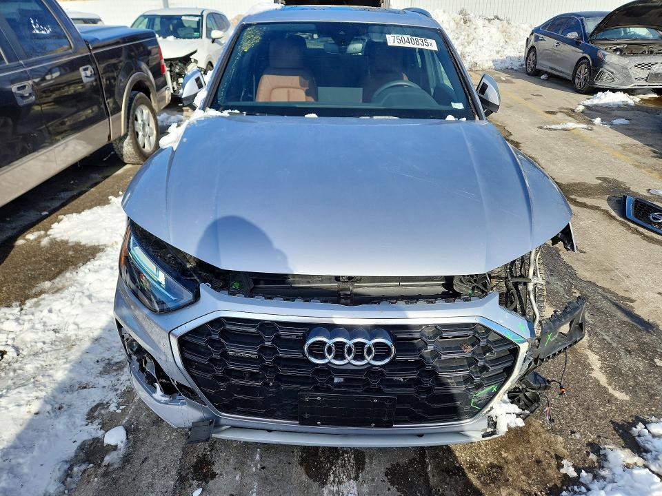 Photo 5 from auction – 2022 AUDI Q5 PREMIUM with VIN WA1EAAFYXN2059617