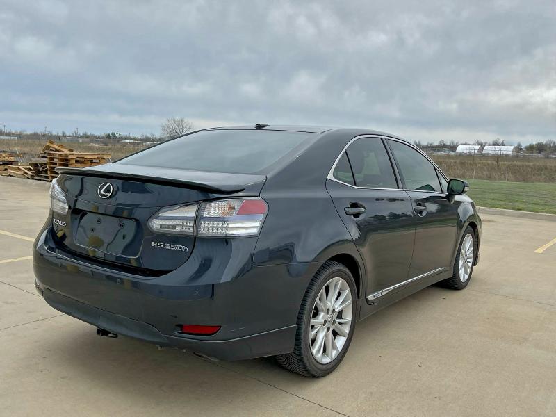 Photo 4 from auction – 2010 LEXUS HS 250H with VIN JTHBB1BA0A2007243