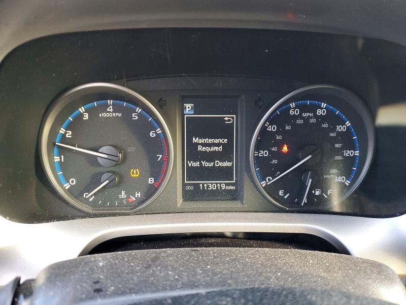 Photo 9 from auction – 2017 TOYOTA RAV4 LE with VIN JTMBFREV0HJ137302