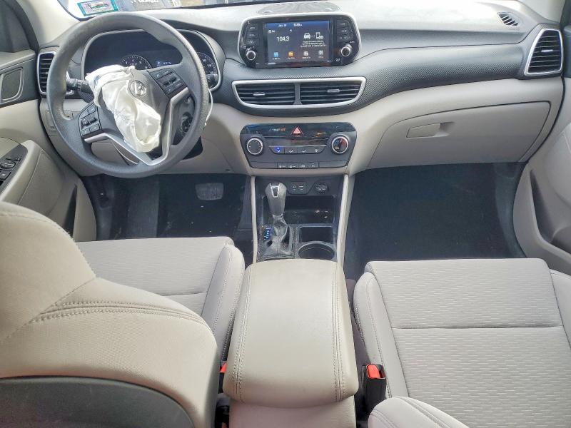 Photo 8 from auction – 2019 HYUNDAI TUCSON SE with VIN KM8J2CA42KU065828