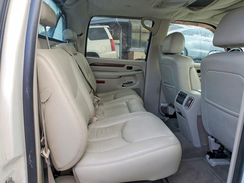 Photo 10 from auction – 2004 CADILLAC ESCALADE E with VIN 3GYEK62N84G343145