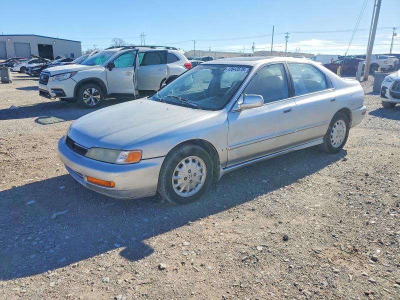 Photo 1 from auction – 1997 HONDA ACCORD with VIN 1HGCD5662VA234251