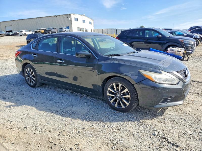 Photo 4 from auction – 2017 NISSAN ALTIMA 2.5 with VIN 1N4AL3AP9HC225493
