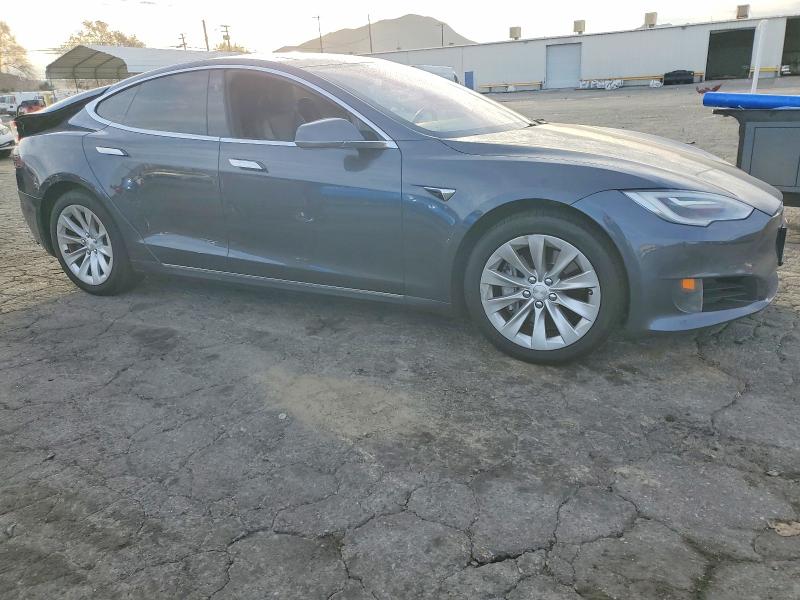 Photo 4 from auction – 2017 TESLA MODEL S with VIN 5YJSA1E19HF203205