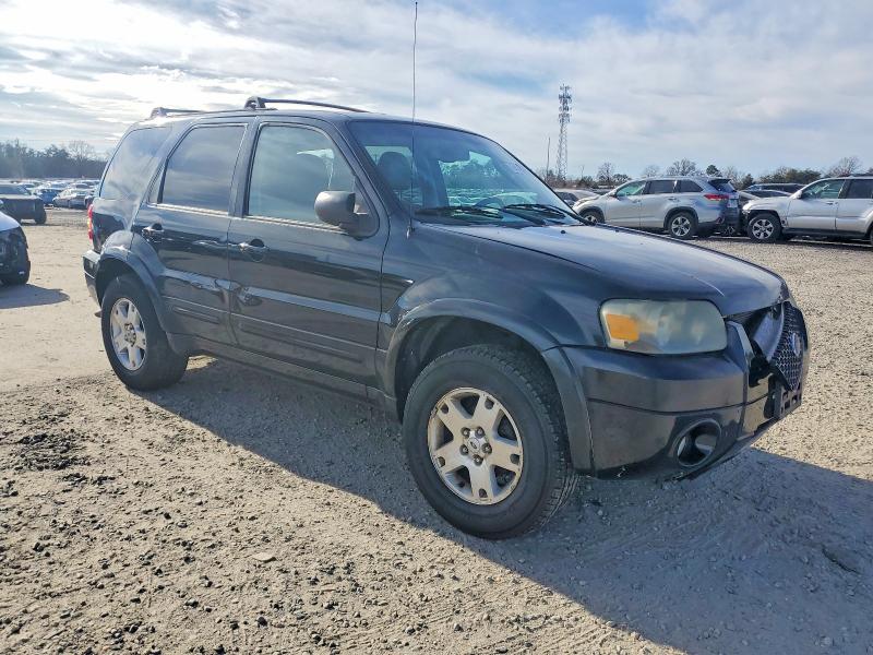 Photo 4 from auction – 2007 FORD ESCAPE LIM with VIN 1FMCU04127KB37164
