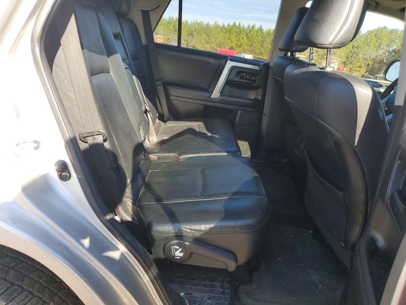 Photo 10 from auction – 2011 TOYOTA 4RUNNER SR with VIN JTEZU5JR0B5030526