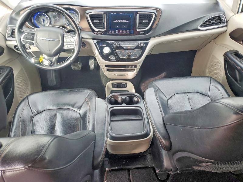 Фото 8 с аукциона – 2018 CHRYSLER PACIFICA T с VIN 2C4RC1BG3JR169239