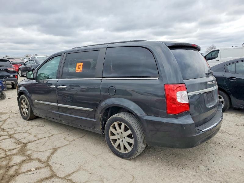 Photo 2 from auction – 2011 CHRYSLER TOWN & COUNTRY with VIN 2A4RR8DG5BR704622