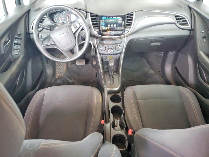 Photo 8 from auction – 2019 CHEVROLET TRAX LS with VIN 3GNCJKSB2KL278982