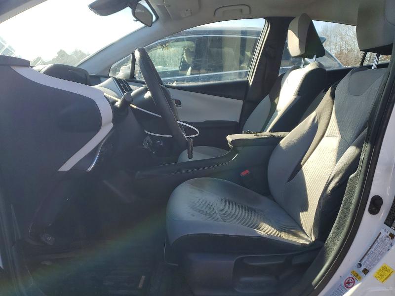 Photo 7 from auction – 2017 TOYOTA PRIUS with VIN JTDKARFU6H3033972