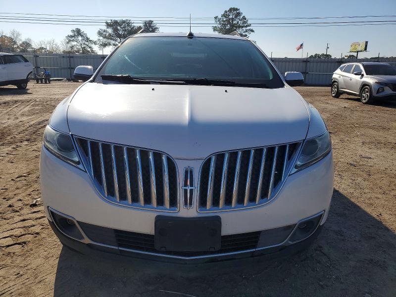 Photo 5 from auction – 2014 LINCOLN MKX with VIN 2LMDJ6JK3EBL02406