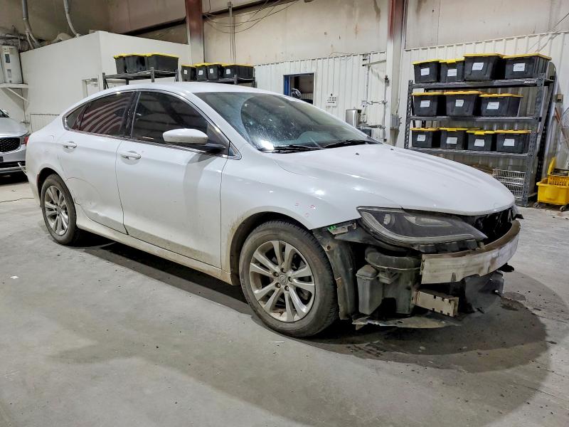 Photo 4 from auction – 2015 CHRYSLER 200 LIMITE with VIN 1C3CCCAB2FN653239