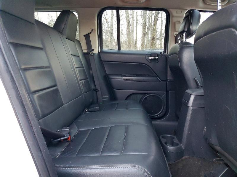 Photo 11 from auction – 2015 JEEP PATRIOT with VIN 1C4NJPAA3FD262695