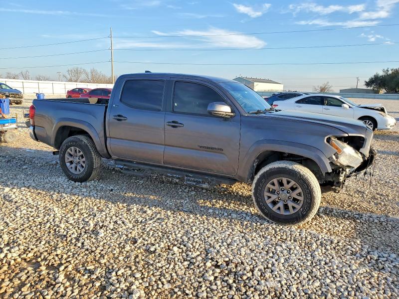 Photo 4 from auction – 2019 TOYOTA TACOMA with VIN 5TFAZ5CN8KX080771