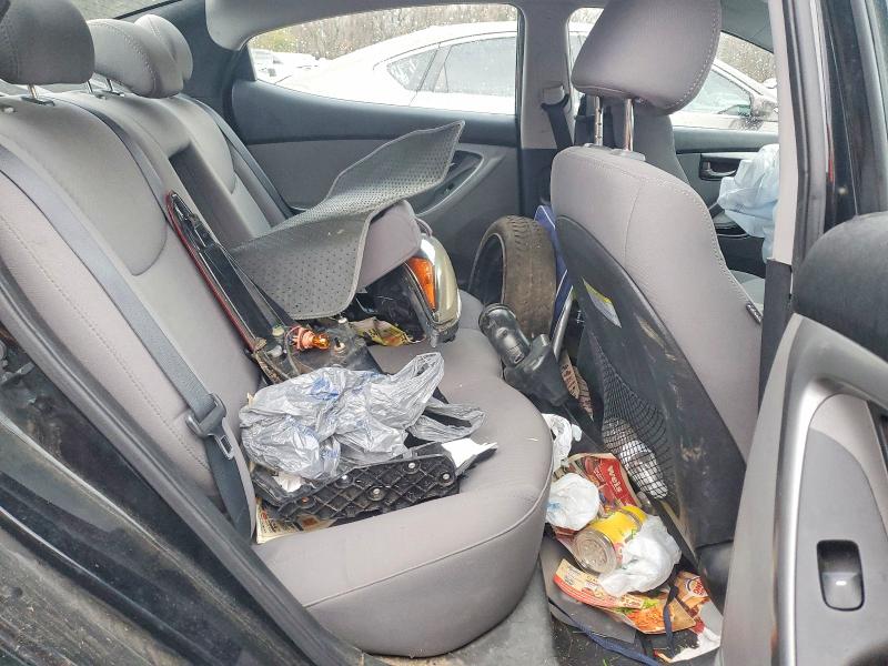 Photo 10 from auction – 2016 HYUNDAI ELANTRA with VIN 5NPDH4AE9GH664192