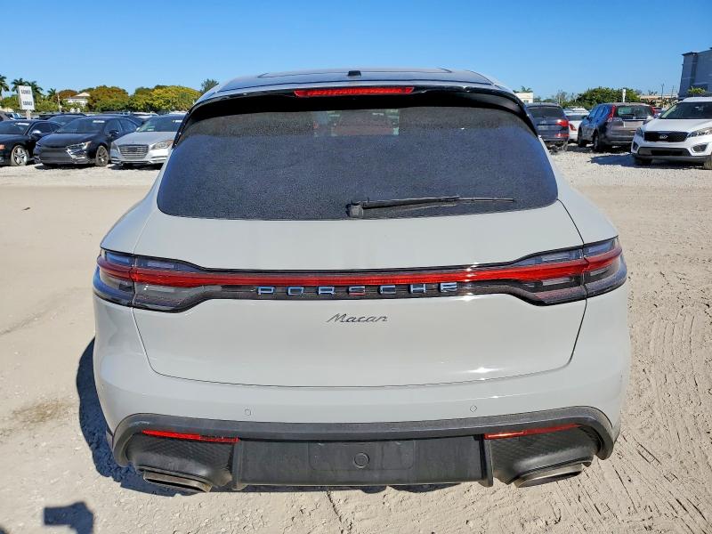 Photo 6 from auction – 2024 PORSCHE MACAN BASE with VIN WP1AA2A52RLB02014