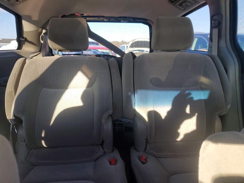 Photo 10 from auction – 2006 TOYOTA SIENNA with VIN 5TDZA23C06S535745
