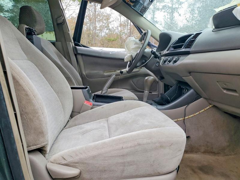 Photo 7 from auction – 2004 TOYOTA CAMRY LE with VIN 4T1BE32K04U359031