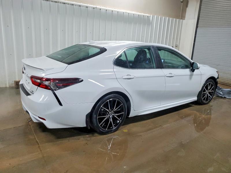 Photo 3 from auction – 2023 TOYOTA CAMRY SE N with VIN 4T1S31AK4PU058956