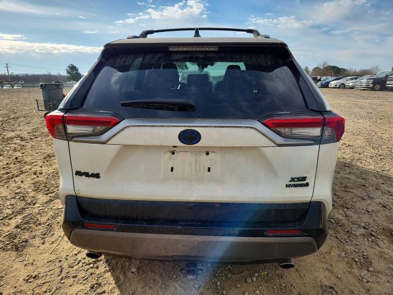 Photo 6 from auction – 2021 TOYOTA RAV4 with VIN 4T3E6RFVXMU055164