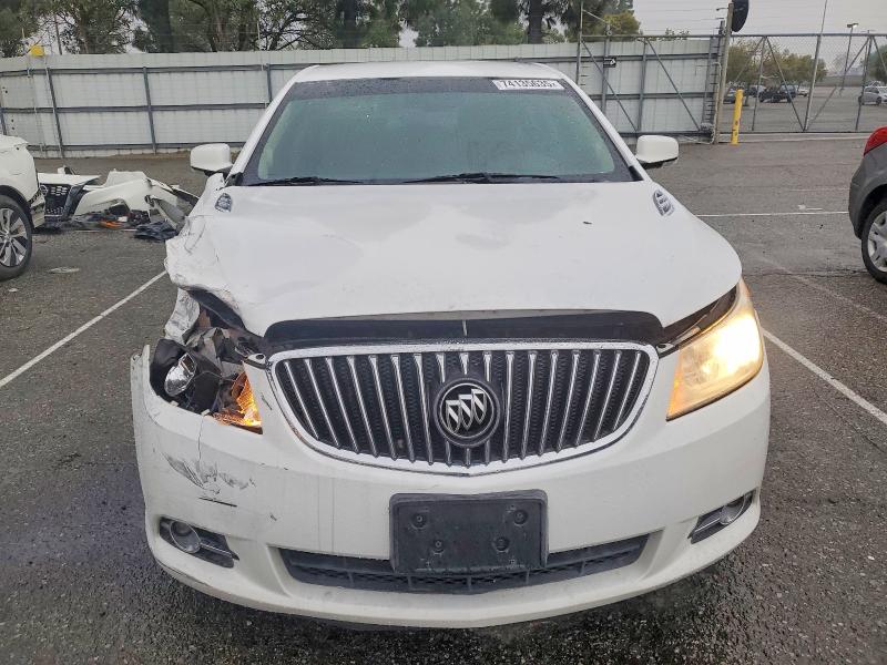 Photo 5 from auction – 2013 BUICK LACROSSE with VIN 1G4GC5ER2DF304827