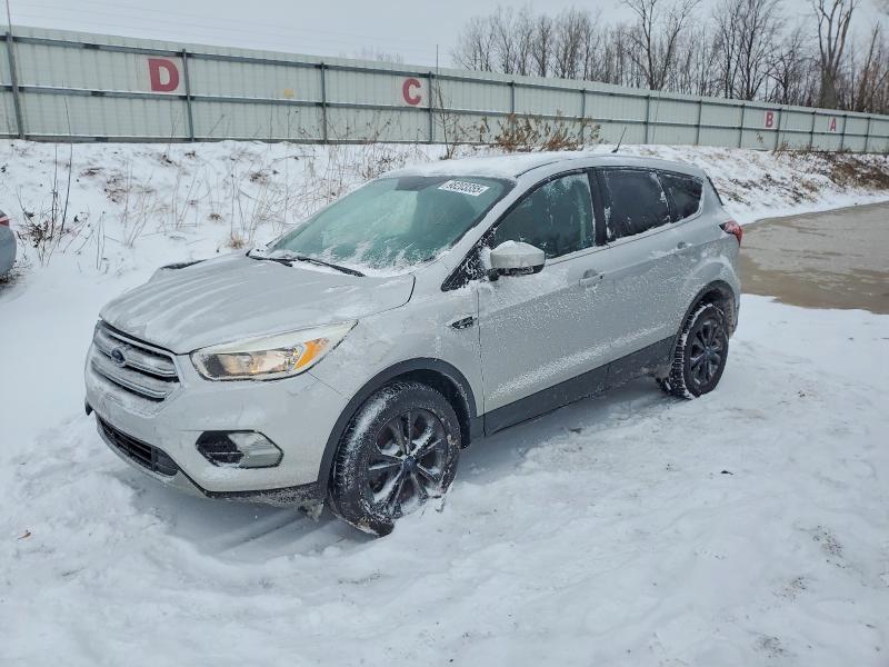 FORD ESCAPE SE 2019 with VIN 1FMCU9GDXKUA97777 - Photo from auction